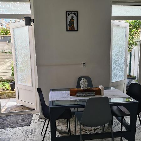 1 Bedroom 15 Min By Tram To Amsterdam Centre! Bagian luar foto
