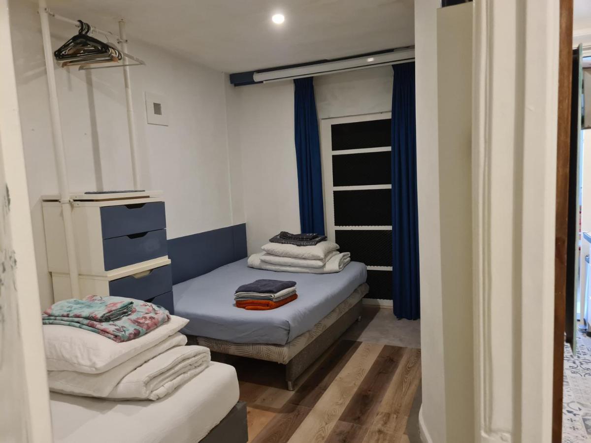 1 Bedroom 15 Min By Tram To Amsterdam Centre! Bagian luar foto