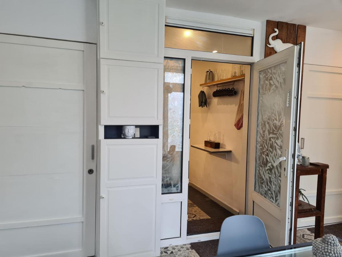 1 Bedroom 15 Min By Tram To Amsterdam Centre! Bagian luar foto