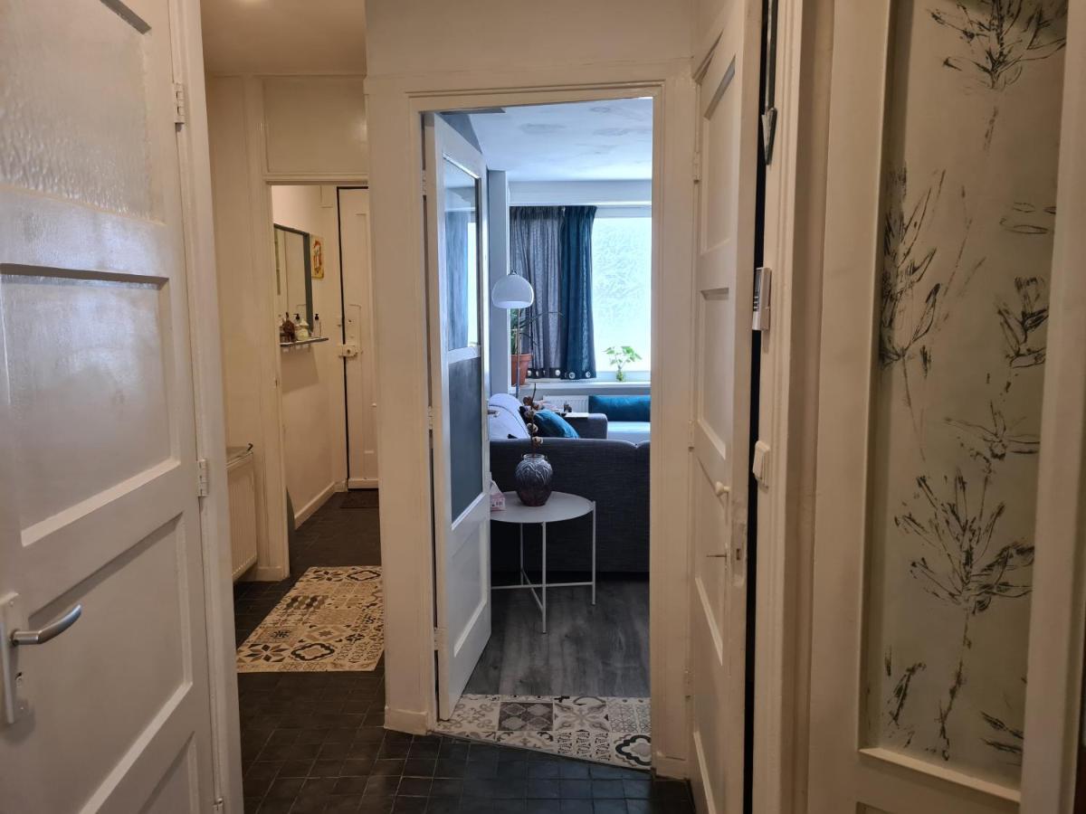1 Bedroom 15 Min By Tram To Amsterdam Centre! Bagian luar foto