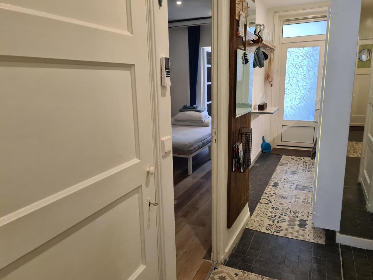 1 Bedroom 15 Min By Tram To Amsterdam Centre! Bagian luar foto